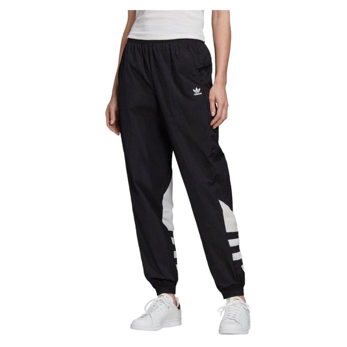 Брюки спортивные adidas fm6076