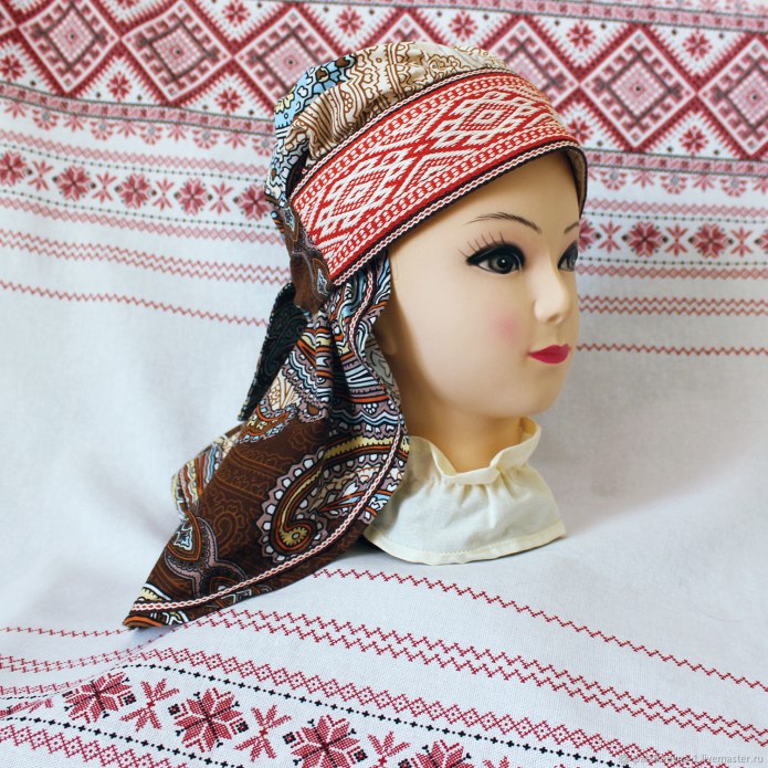 Славянский кокошник