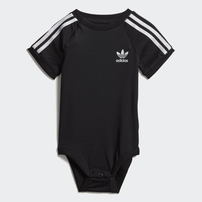 Адидас three Stripes