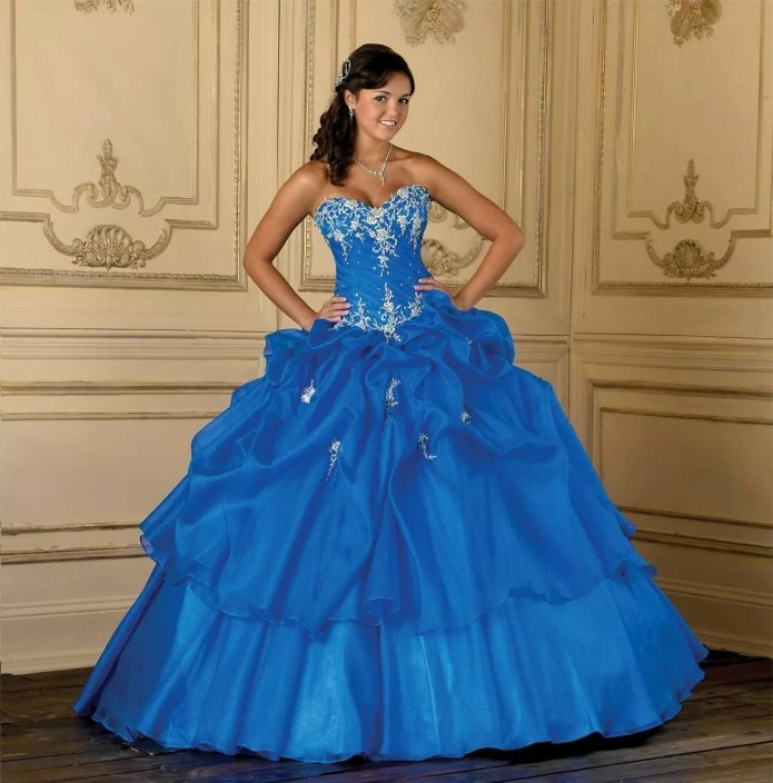 Бальные платья Quinceanera