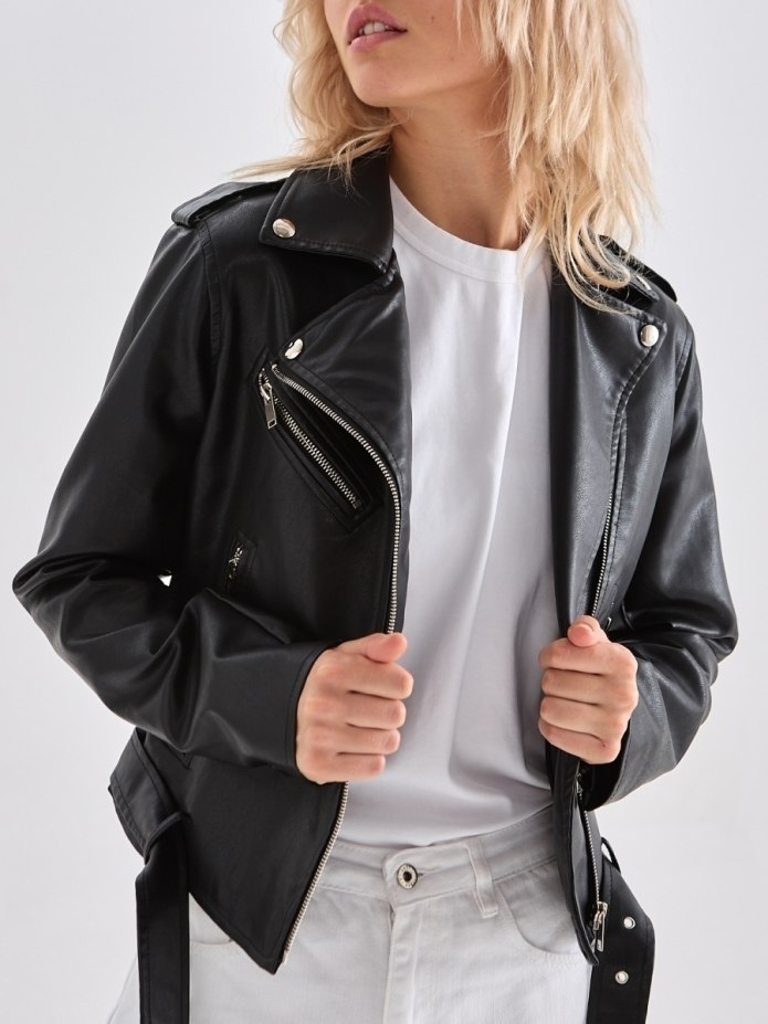 Серебряная косуха Zara