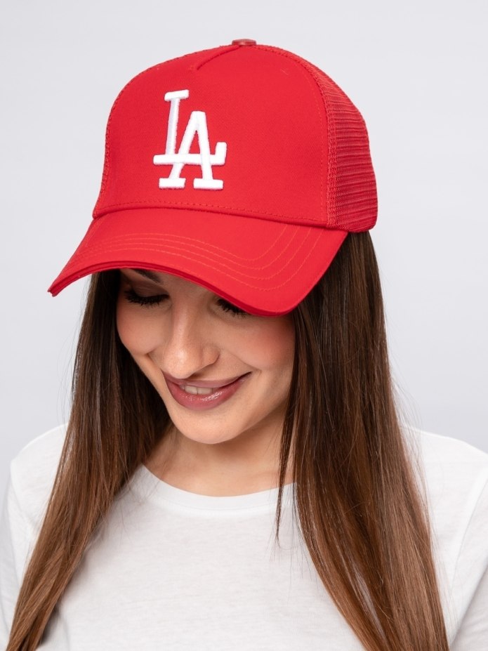 Бейсболки New era сбоку
