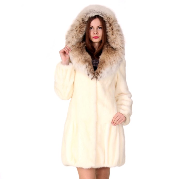 Шуба Grace fur с капюшоном