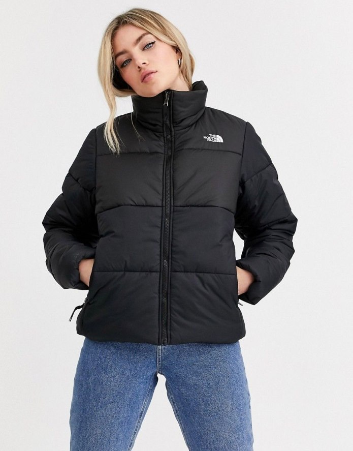 Черная куртка the North face Saikuru