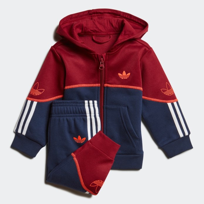 Спортивные костюмы adidas detskie