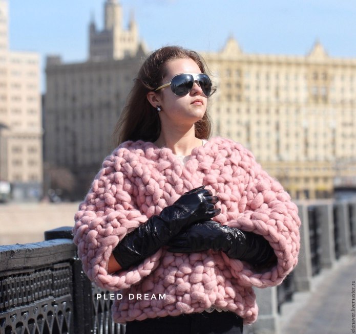 Пальто женское с объемными рукавами