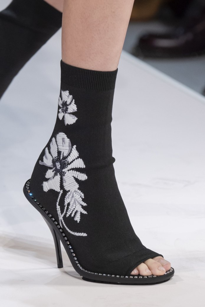 Босоножки мюли Valentino