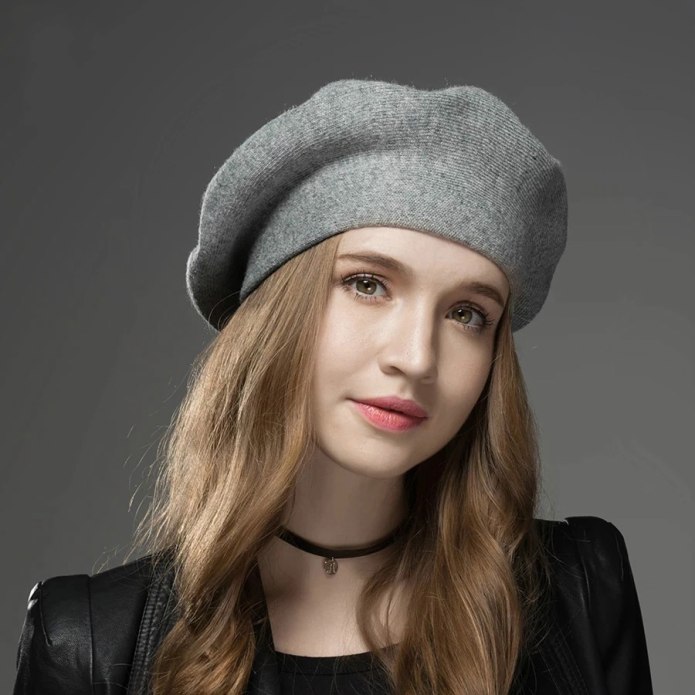 Французская беретка француженка