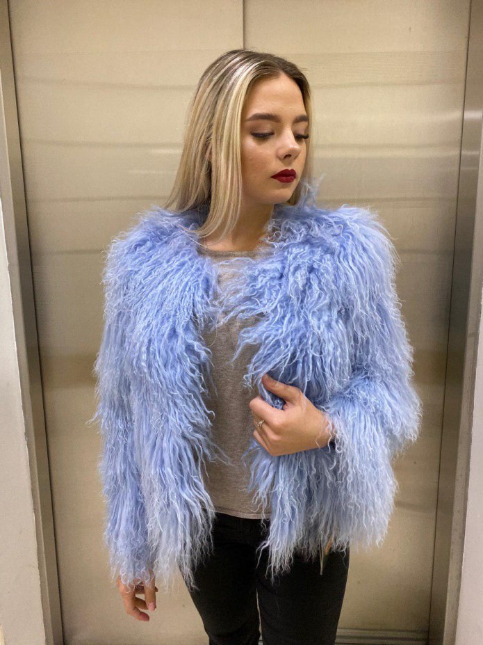 Голубая шуба Zara