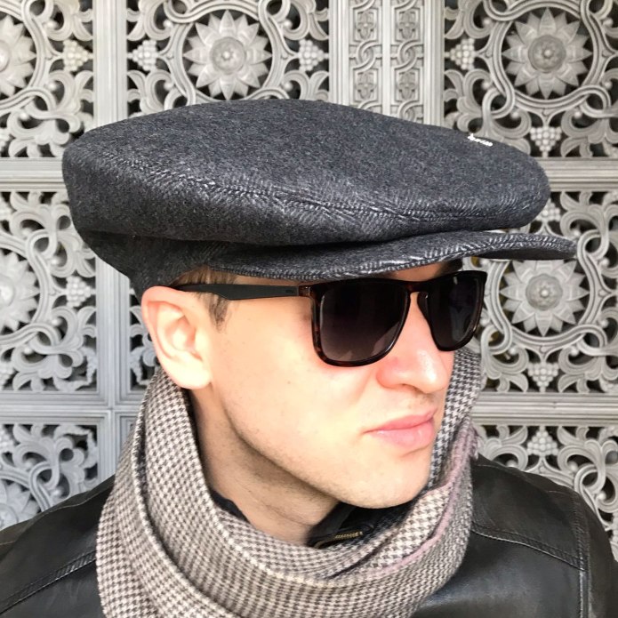 Стильная кепка аэродром