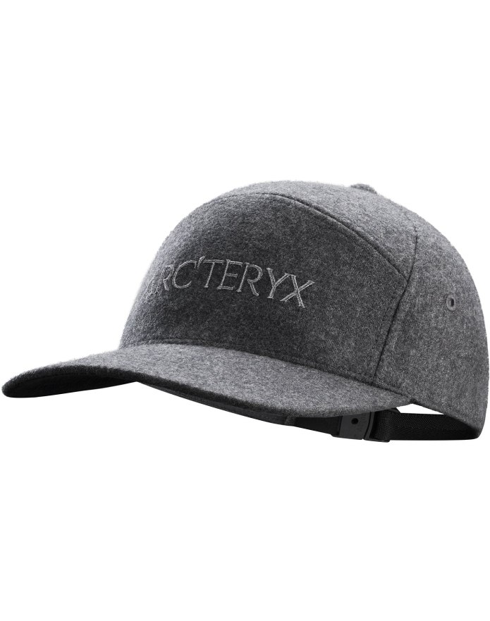 Бейсболка Arcteryx logo Trucker