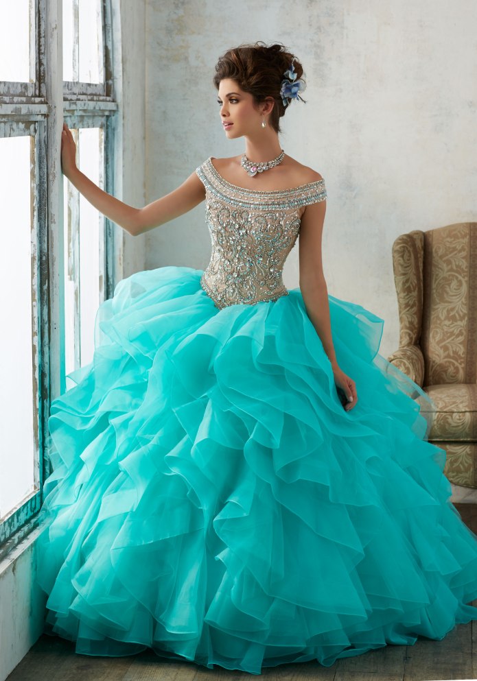 Платье вечерние Ball Gown