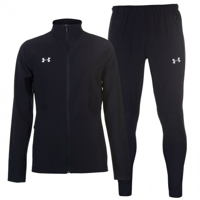 Under Armour спортивный костюм