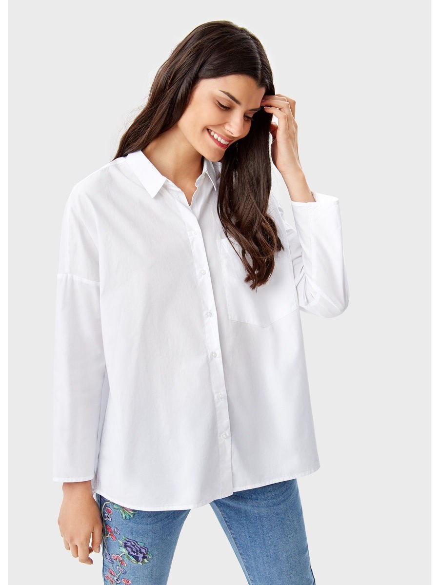 Купить карману хлопок. Рубашка оверсайз женская Оджи. Белая рубашка оверсайз Остин женская. Рубашка белая OSTIN женская. Широкая белая рубашка женская.