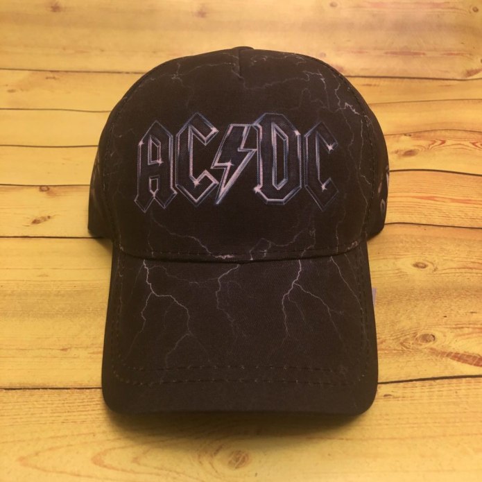 Кепка с сеткой AC DC