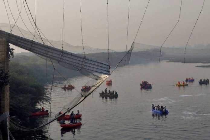 Уличная индийская одежда