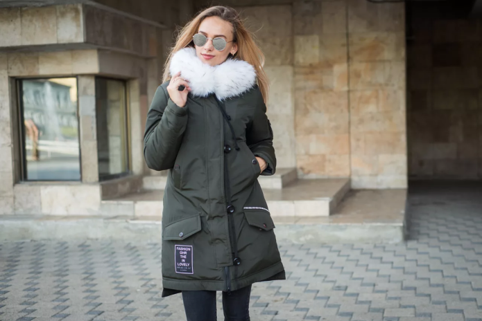 Парка хаки Max Mara с чернобуркой