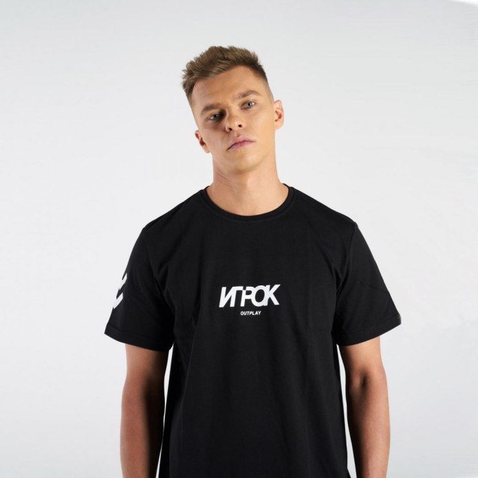 Футболки игроков