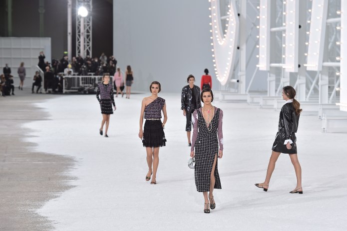 Dries van Noten коллекция осень зима 2021 2022
