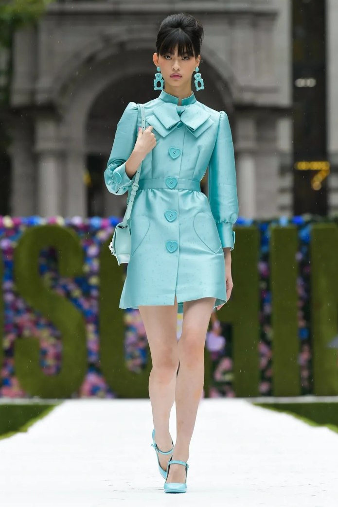 Moschino коллекция 2022