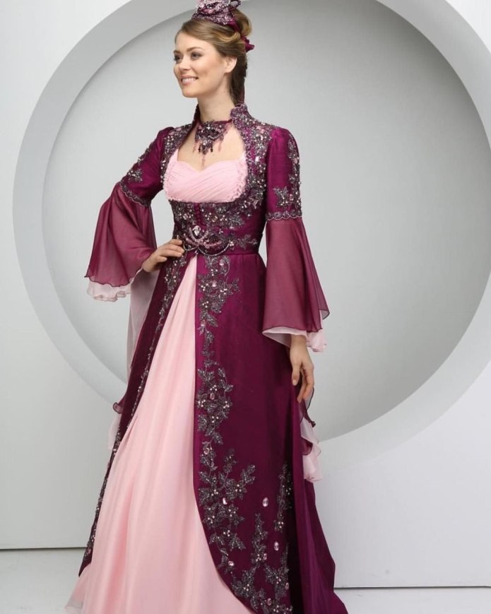 Платье Kaftan