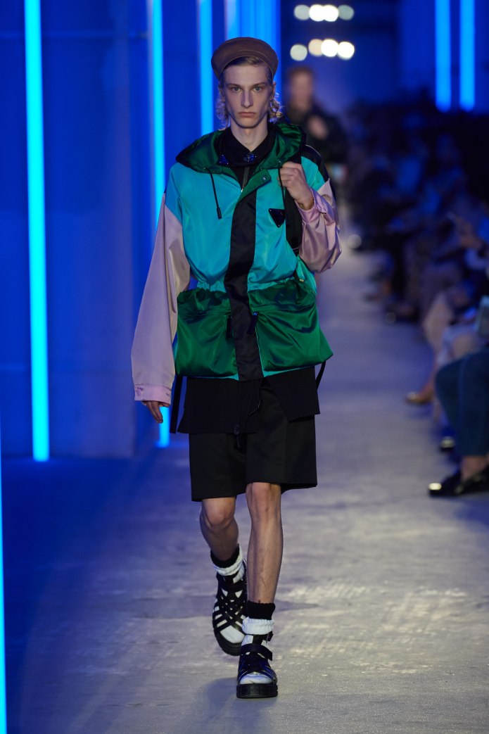 Показ мужской коллекции Prada 2020