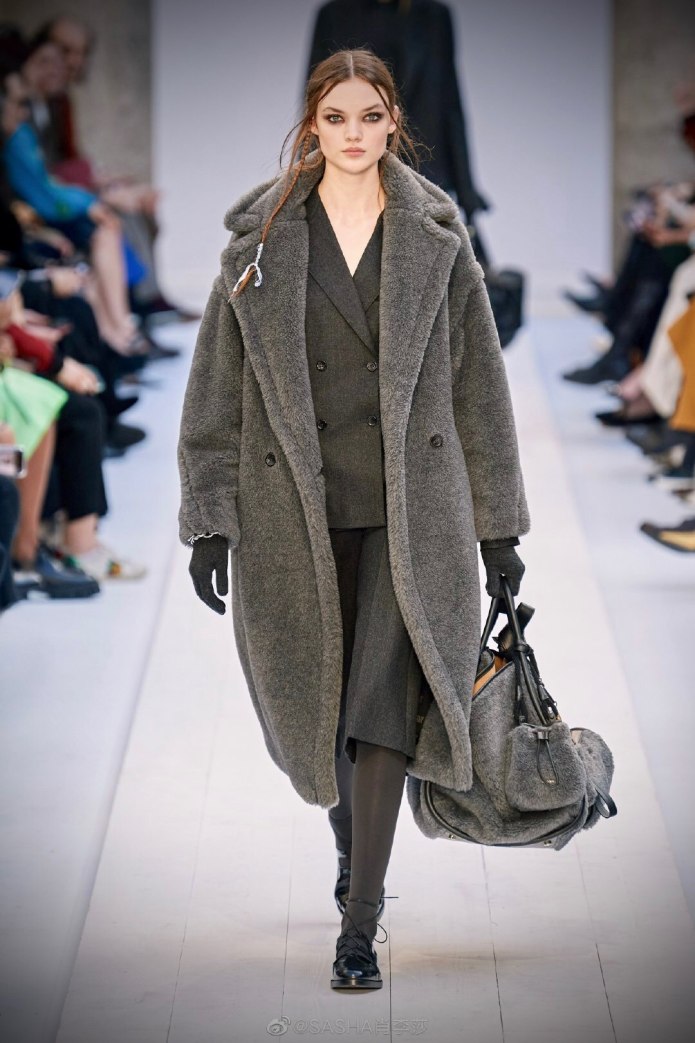 Max Mara осень-зима 2020