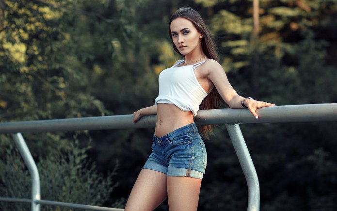 Красивые стройные девушки