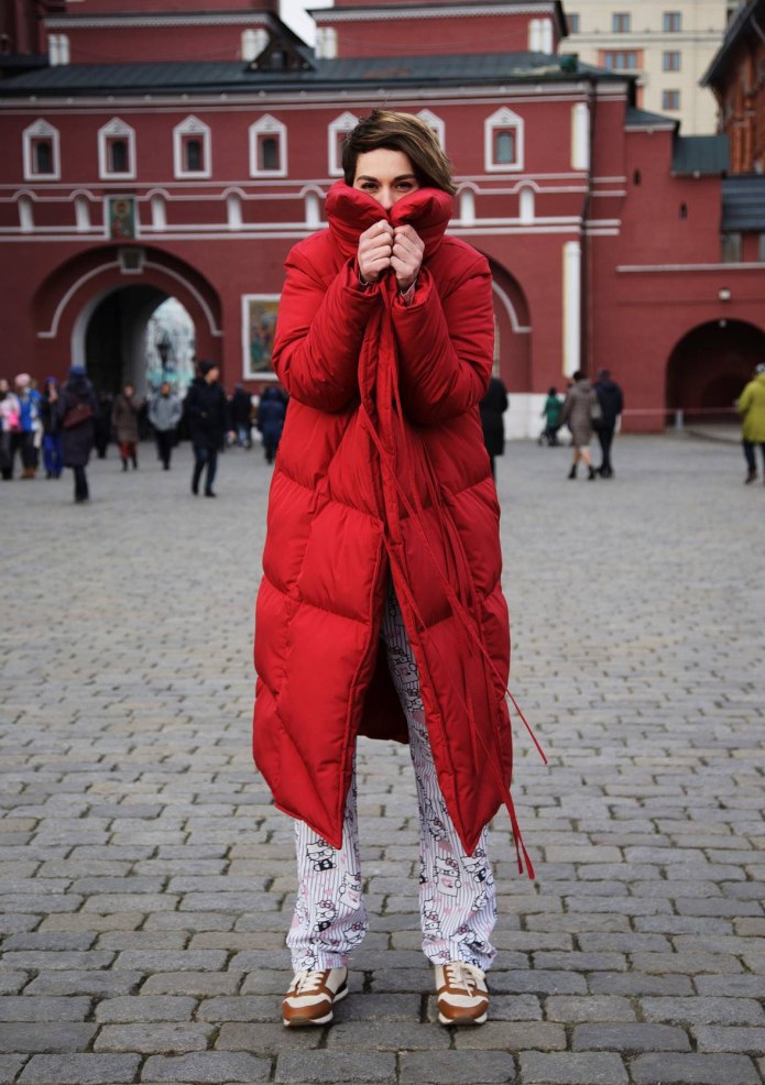 Пальто с широкими брюками