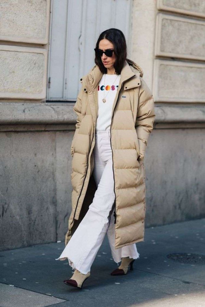 Свитер с широкими брюками