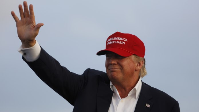 Дональд Трамп make America great again