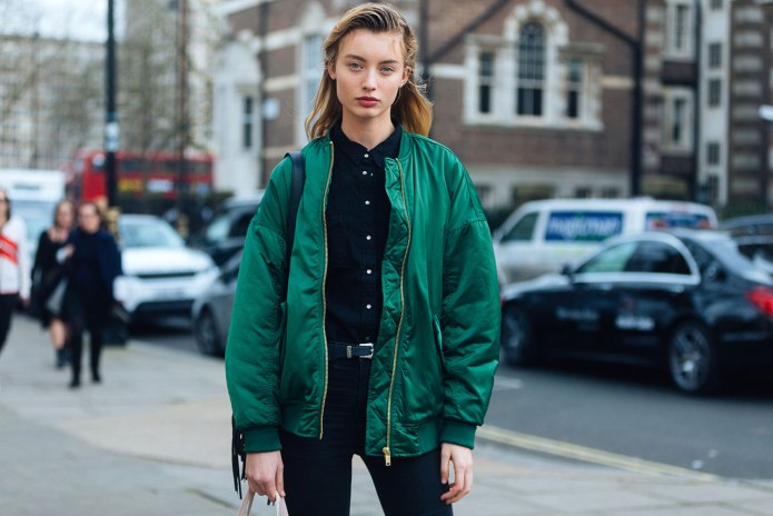 Бомбер Alpha industries