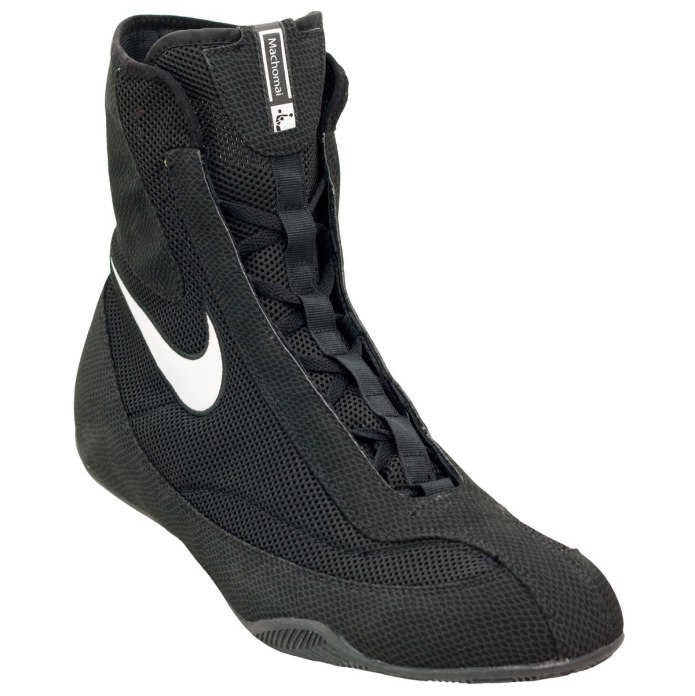 Боксерки Nike Machomai