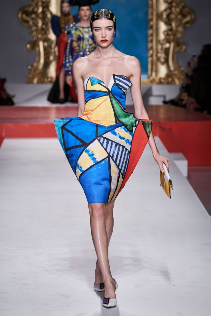 Неделя моды 2021 Милан Street Style