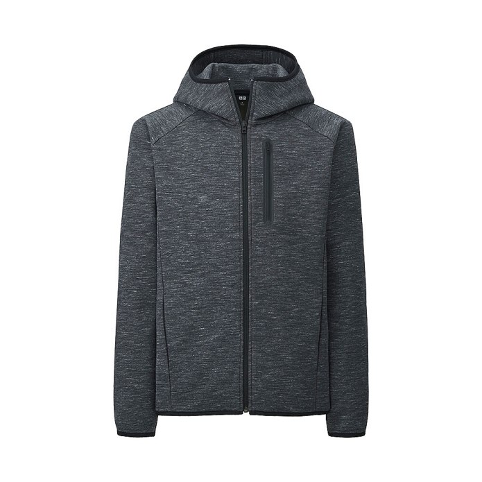 Фирма одежды Uniqlo
