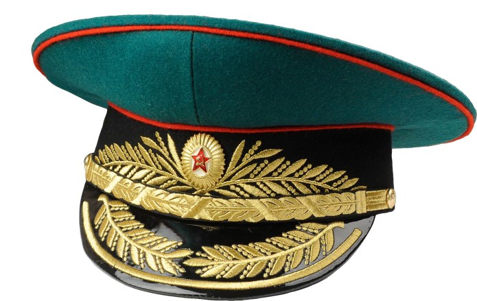Фуражка полковника Советской армии