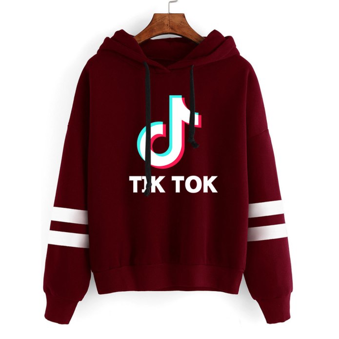 Футболка тик ток черная
