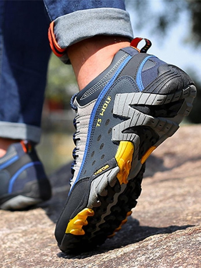 Chunky x9x Wave Runner Sneakers