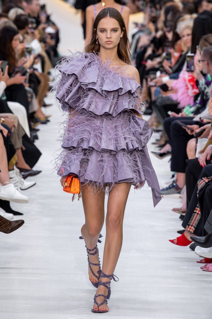 Elie Saab Fall 2016 Couture бархатное платье