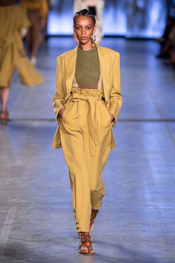 Elie Saab Fall Winter 2021-2022