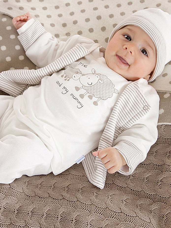 Красивая одежда для новорожденного мальчика
