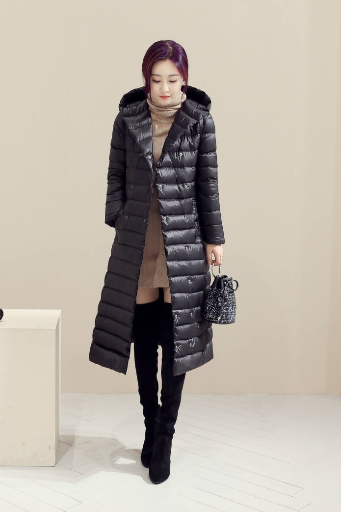 Ультралегкое пуховое пальто Uniqlo с поясом