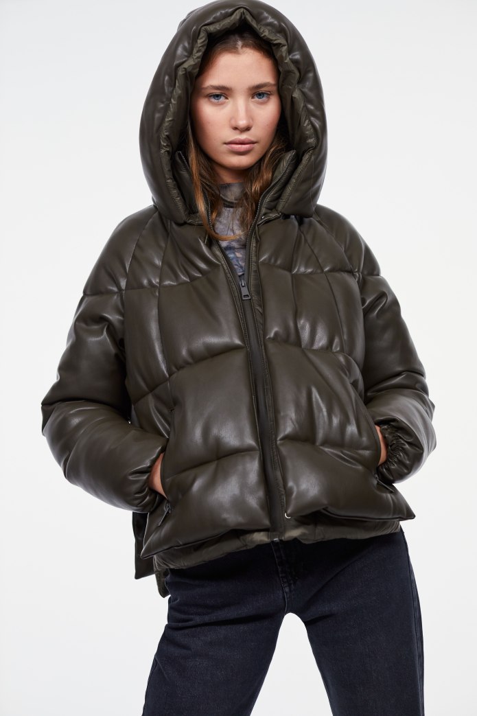 Женский пуховик Aritzia the super Puff