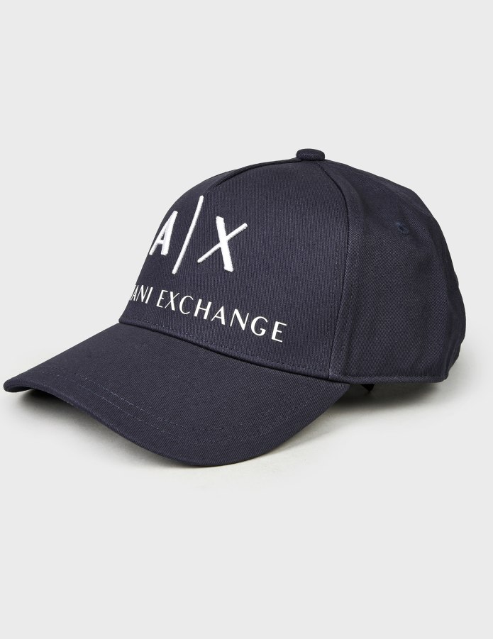Бейсболка Armani Exchange бархатная