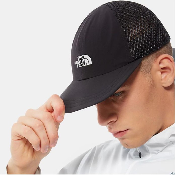 Кепка adidas Aero ready Runner Mesh