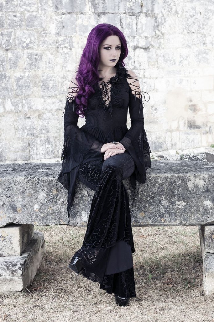 Milena Grbovic goth model