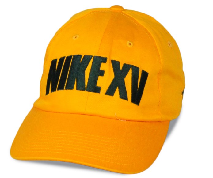 Кепка Everlast бежевая