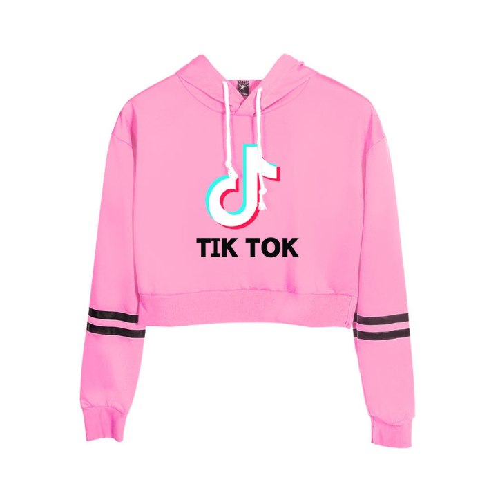 Укороченная кофта тик ток