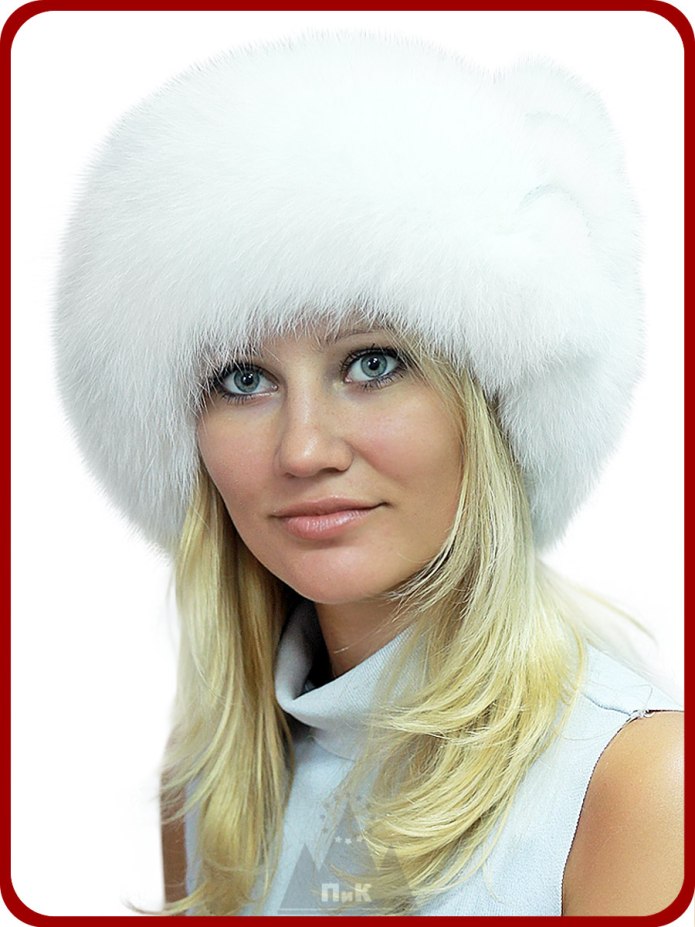 Меховая шапка пилотка