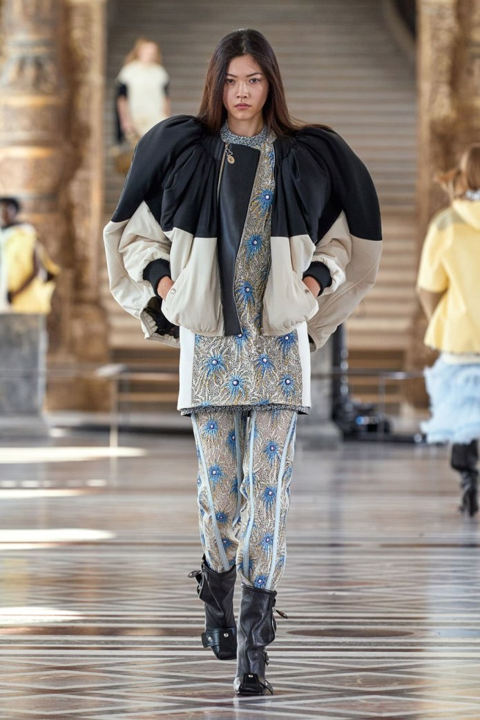 Moschino 2021-2022